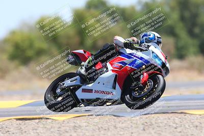 media/May-12-2024-SoCal Trackdays (Sun) [[ad755dc1f9]]/12-Turn 7 (1150am)/